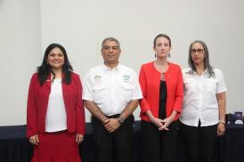 Directora de Aduanas asistió a reunión para el control del tabaco 