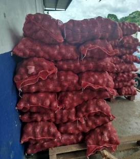 Aduanas retiene mercancía sin documentación y productos presuntamente falsificados