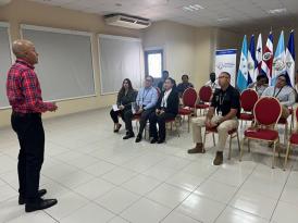 Dictan charla de inducción a funcionarios aduaneros