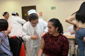 Jornada de vacunación y feria de la Salud en beneficio de los colaboradores