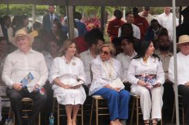 Aduana participa en acto protocolar de cremación de banderas en desuso Aduana participa en acto protocolar de cremación de banderas en desuso