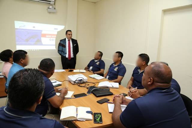 especialistasdeinteligencia