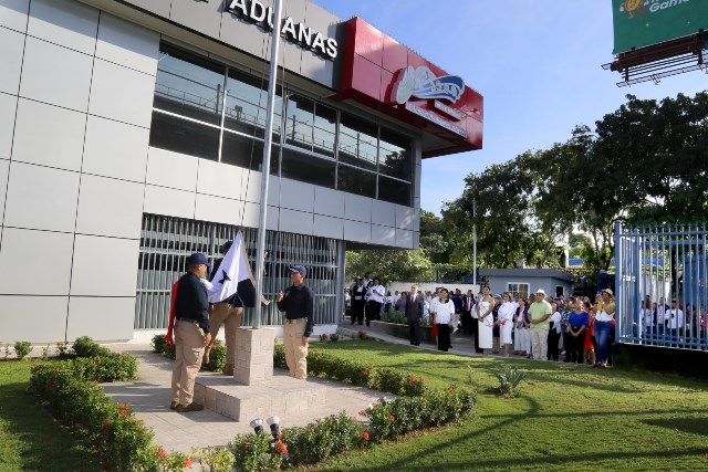 izada de la bandera