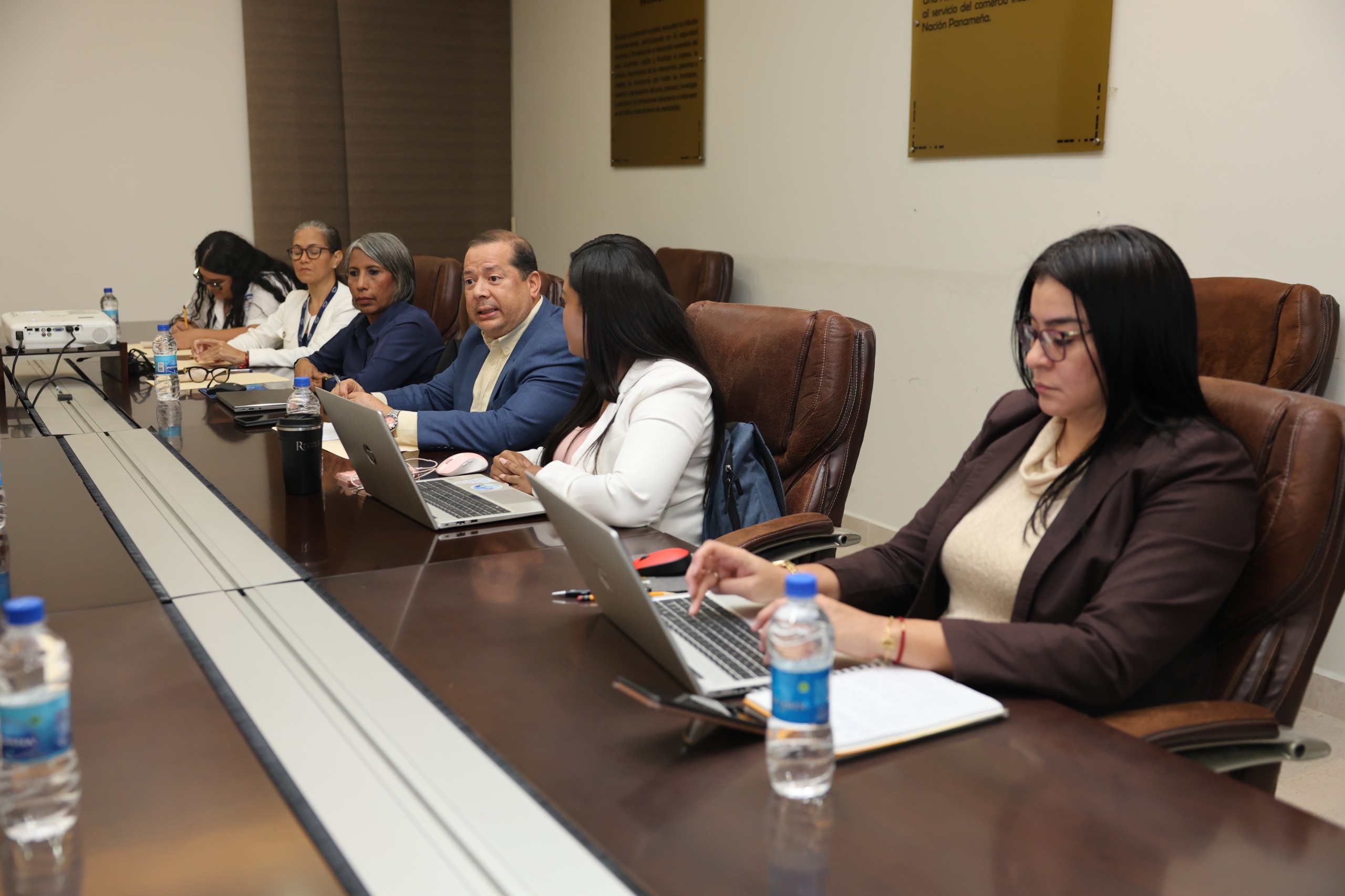 4c17a401 ea80 49c0 bdd8 c176ffb7ade5